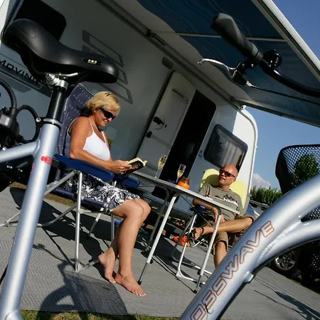 Camping Tamaro Camping